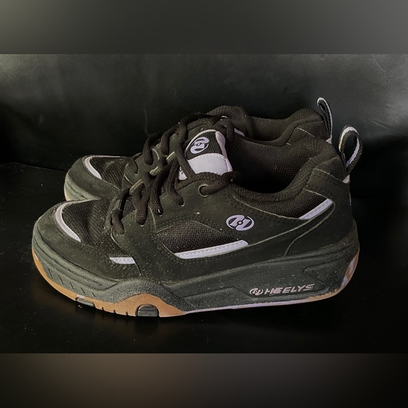 HEELYS ● Black and Purple Wheeled Sneakers ● Y2K - Picture 2 of 6